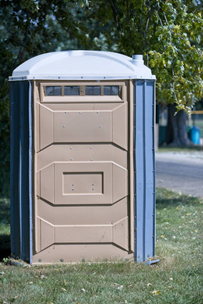 Portable Toilet Options We Offer in Greenfield, CA